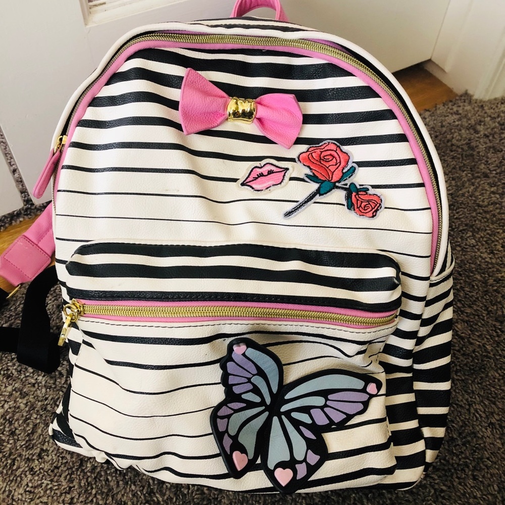 Betsey Johnson Bow and Butterfly Backpack 🎒